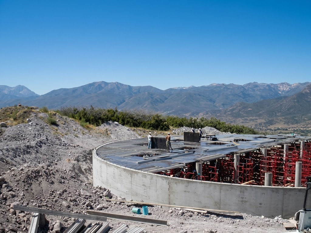 Red Ledges 1.4 Million Gallons Concrete Water Tank